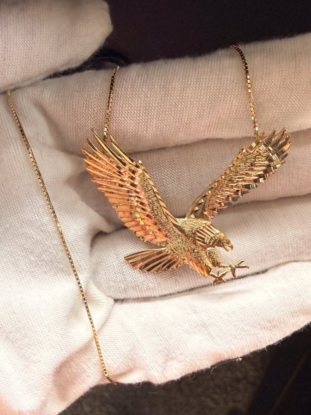 14K Yellow Gold Eagle Pendant with Yellow Gold 0.8mm Box Chain - 20 inch